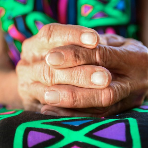 claudia-love-QjG2jg-sKDk-unsplash